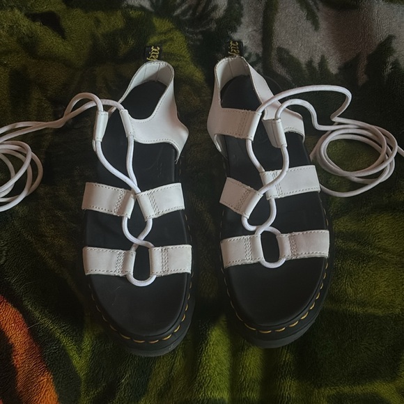 NWOT Dr Martens 'NARTILLA' AirWair Leather Strappy Sandals Black White Women’s - Picture 11 of 13